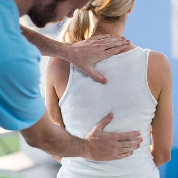 Σωστή στάση ως πρόληψη της θωρακικής οστεοχονδρισμού